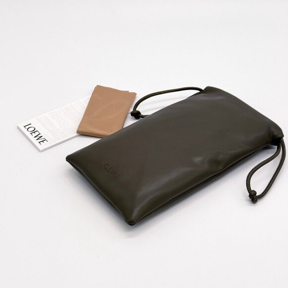 NEW LOEWE SUNGLASSES WOMEN BLACK LOEWE LW40153I 01A - Picture 4 of 4